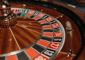 Benefits Of Risking When Playing Live Casino At Toto88